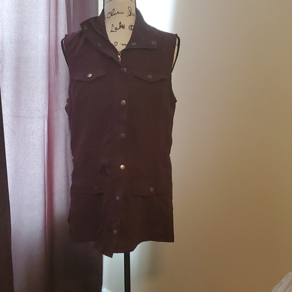 Maroon vest